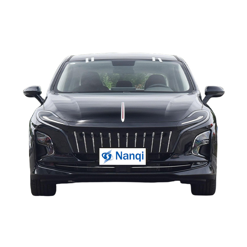 Luxury Pure Electric Vehicle Hong Qi E-QM5 Midsize New Energy Car
