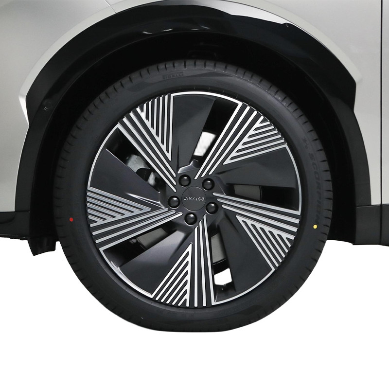Deluxe Lynk&Co Plug In Hybrid SUV 1.5T 163Ps L4 5 Door 5 Seater