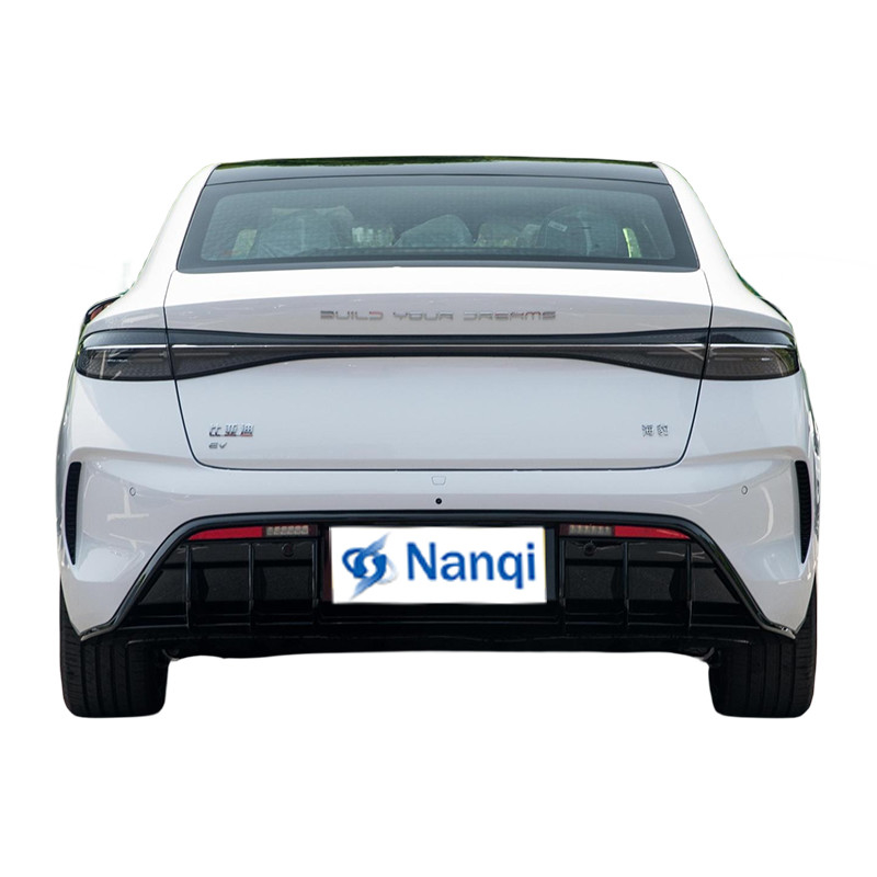 Mid Size BYD Seal Electric Car 4 Door 5 Seater 180Km/H LFP Battery